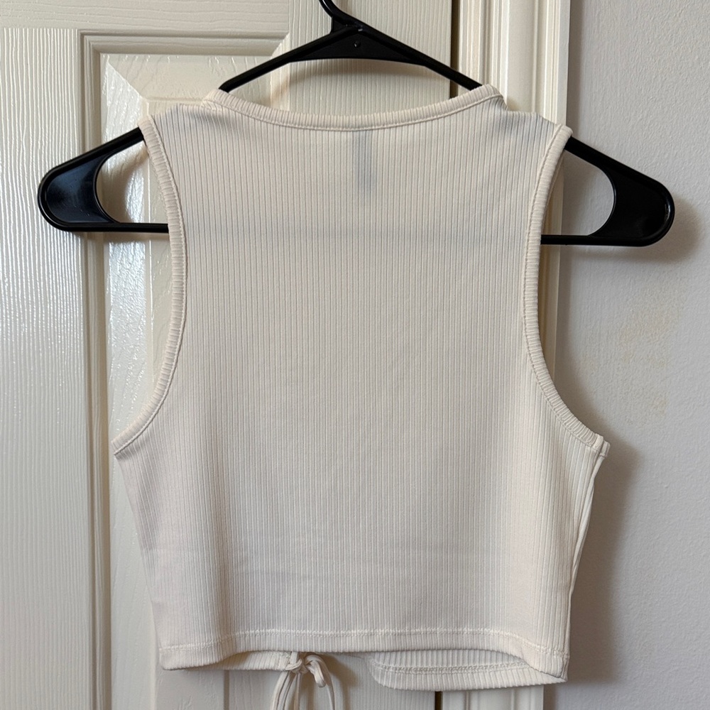 Divided Ribbed Lace-Up Crop Tank - Picture 3 of 3